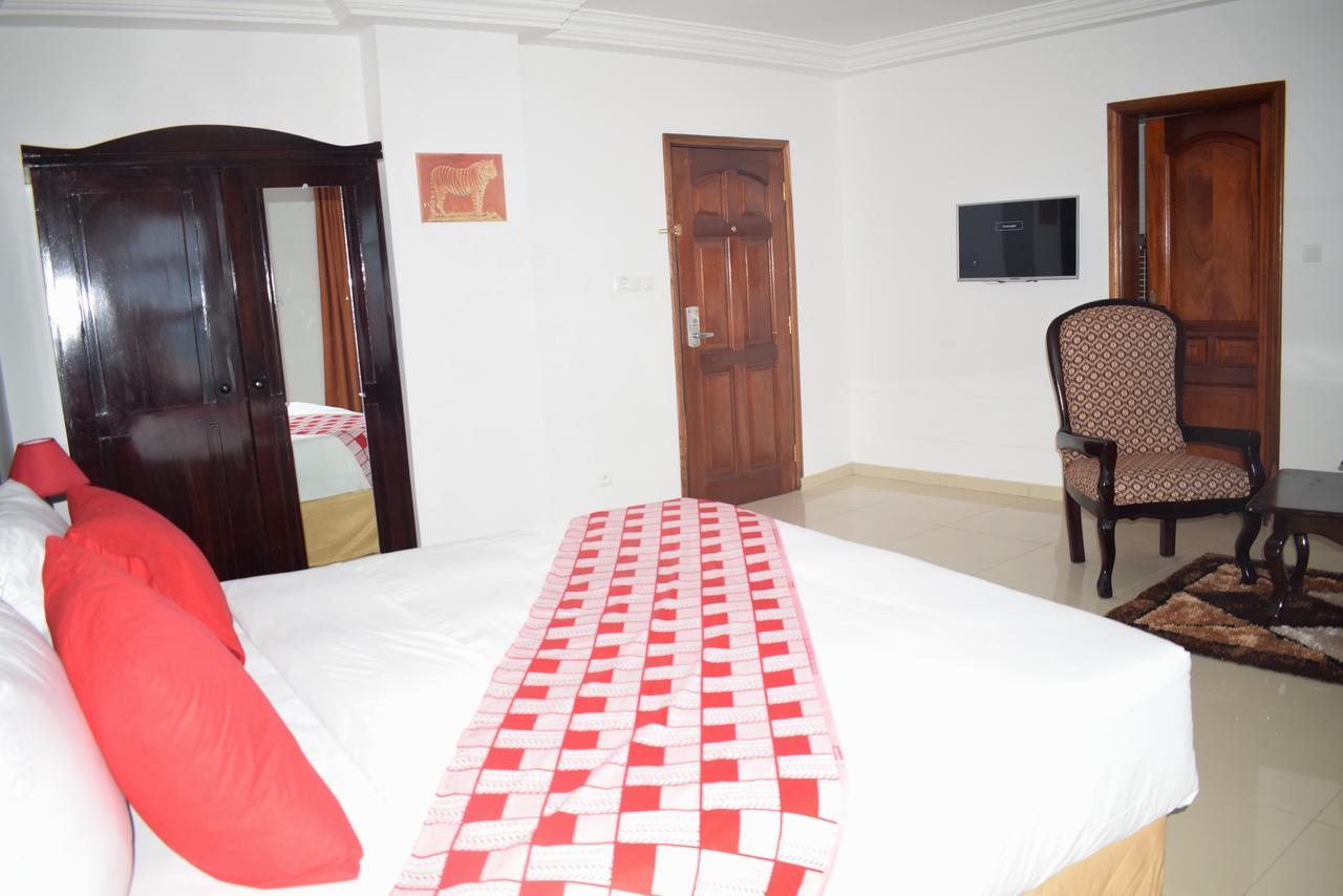 Hotel Bkbg ロメ エクステリア 写真